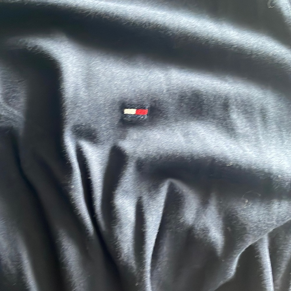 Navy Tommy Hilfiger large t shirt